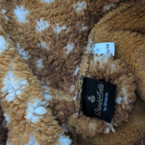 FALL FASHION BumbleBella Caramel Snow Leopard Snuggly XL 1X Jacket Thumb holes! - Picture 11 of 11